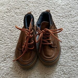 Brown Boots Kids Shoes with Orange Laces